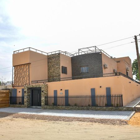 Quatre Saisons Hotel Нуакшот Екстериор снимка