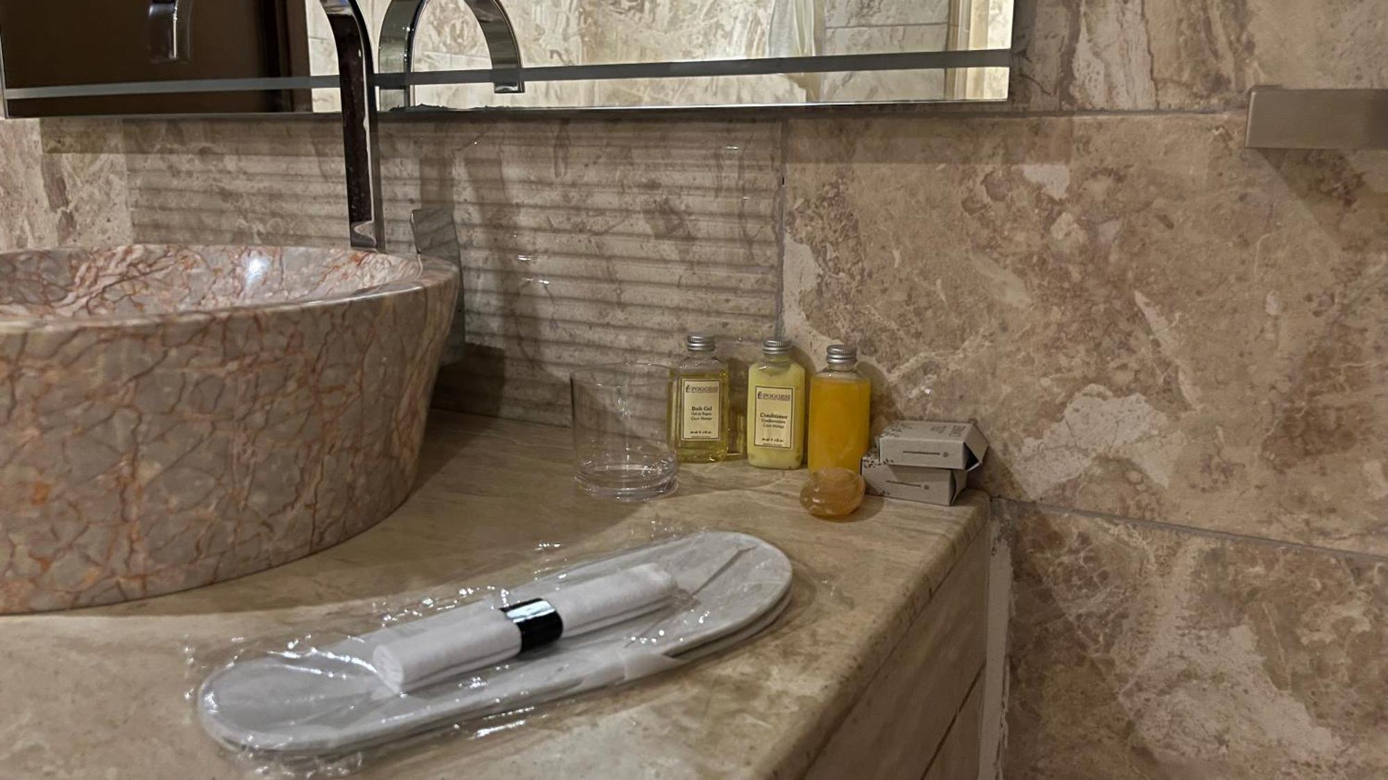 Quatre Saisons Hotel Нуакшот Екстериор снимка