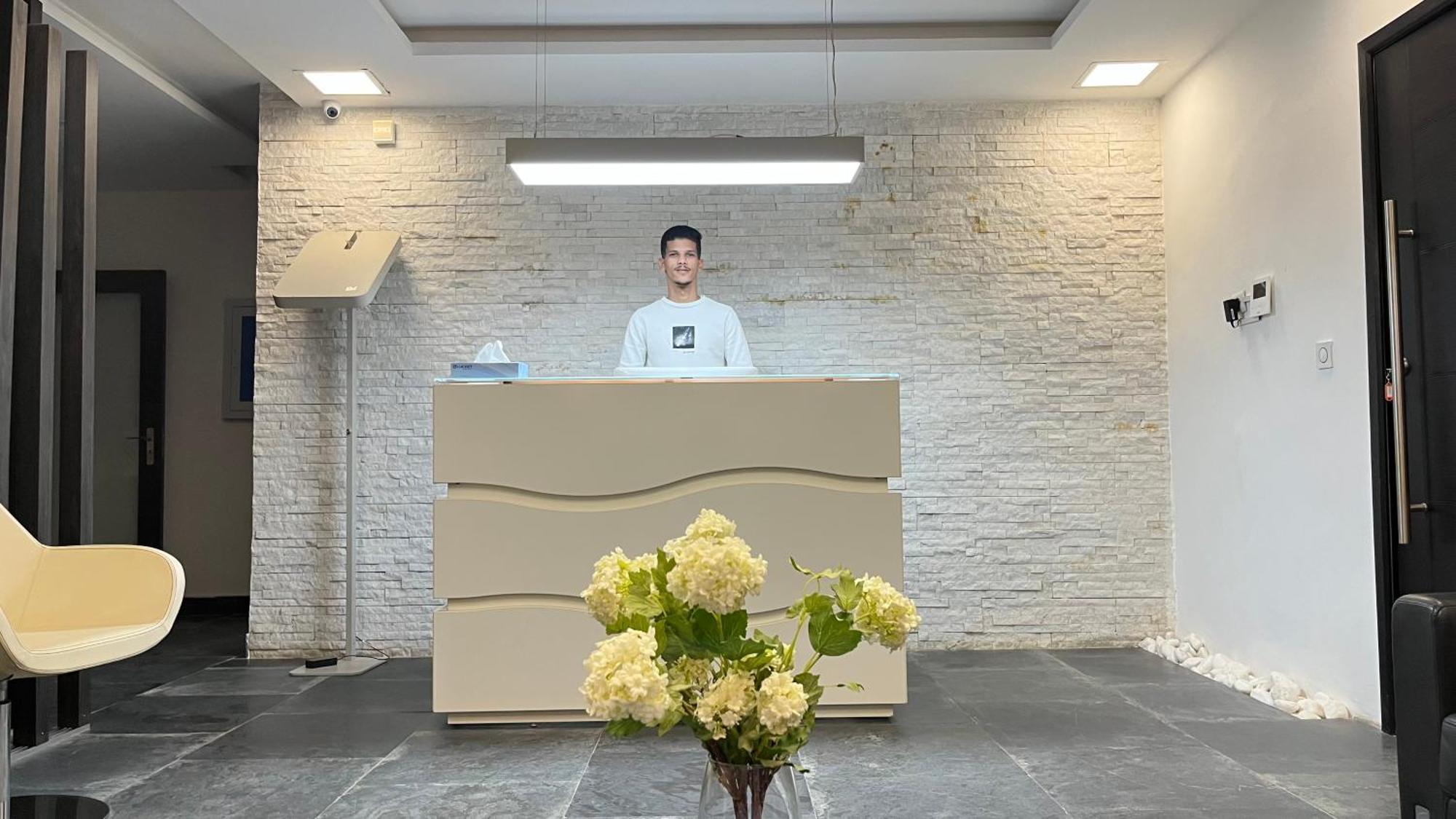 Quatre Saisons Hotel Нуакшот Екстериор снимка